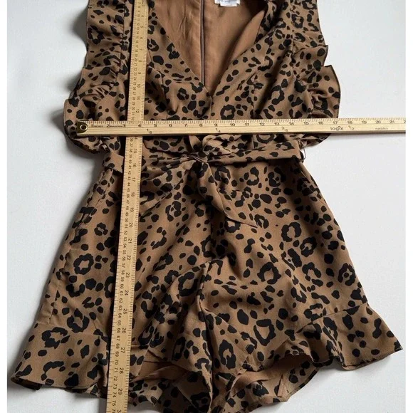 Lovers + Friends Jill Leopard Print Ruffle Romper Women Size Small Girlhoodcore - Picture 7 of 10
